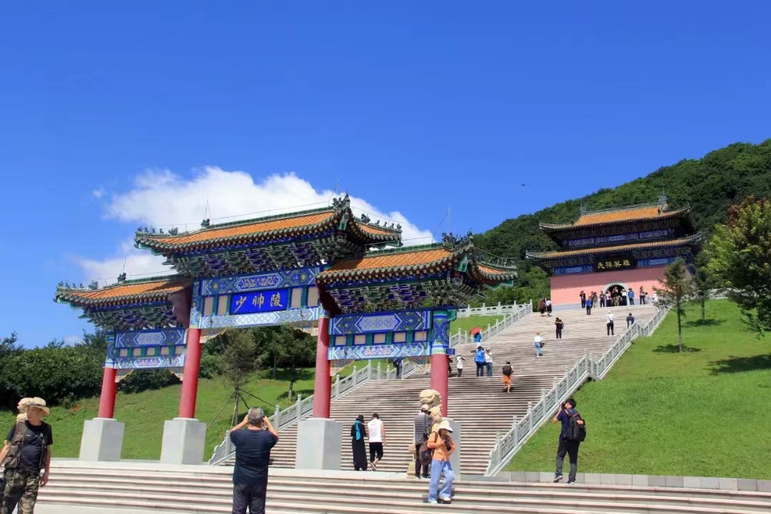 观陵山墓园选购指南:满足不同需求的实地解析